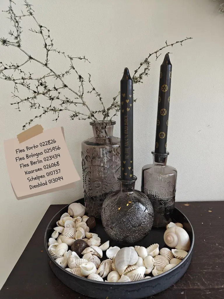 Fles Porto 022826 Fles Bologna 025956 Fles Berlin 023434 Kaarsen 026068 Schelpen 010737 Dienblad 013094.webp