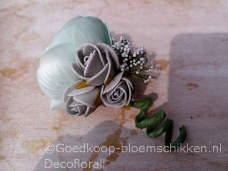 [A-015905] Corsage Ranonkel CRR 905 LichtBlauw Grijs Grijs Maatwerk