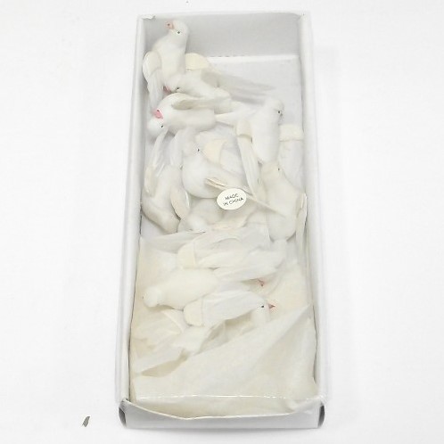 [A-014490] Vogeltje Witte duifjes 6 cm doos 12 stuks
