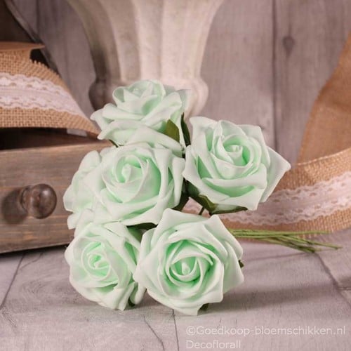 [A-017758] Foamroos Tea Rose Mint Groen 6 cm 6 stuks